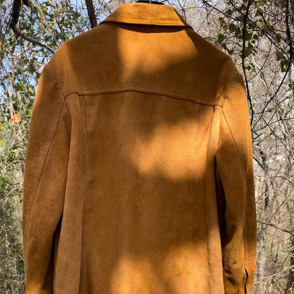 Tan Cowhide Jacket - Picture 4 of 8